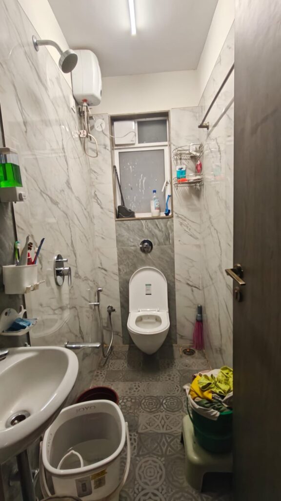 Single Occupancy in 2bhk 2 bath Semi-Furnished flat available on rent at Vikhroli East