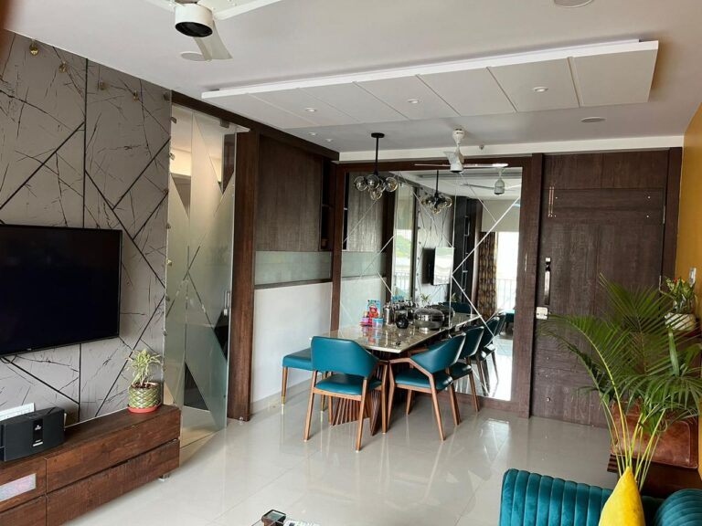 2.5 BHK 2 bath Furnished flat available on rent at Kanjurmarg East