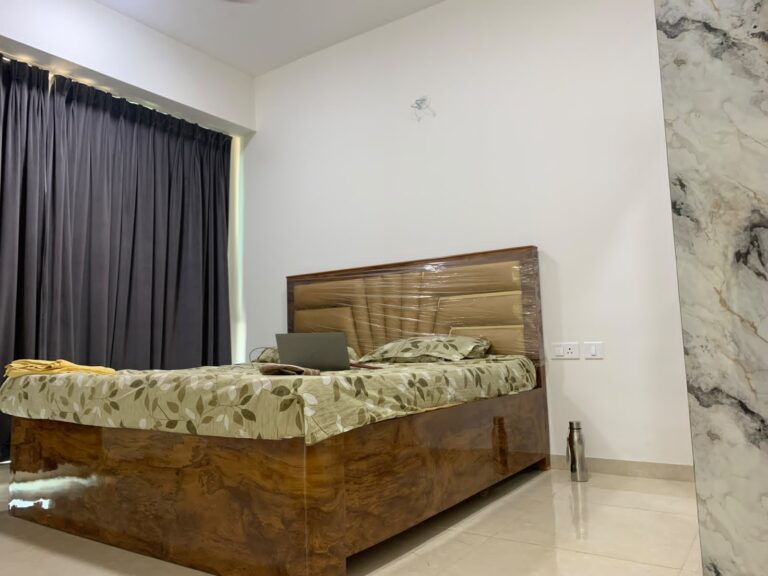 2BHK 2 bath Semi-Furnished flat available on rent at Kanjurmarg East